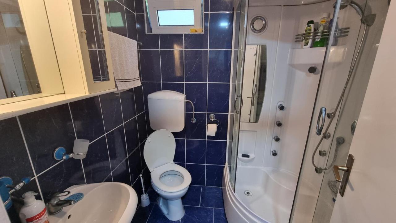 Apartment Savina Херцег-Нови Экстерьер фото